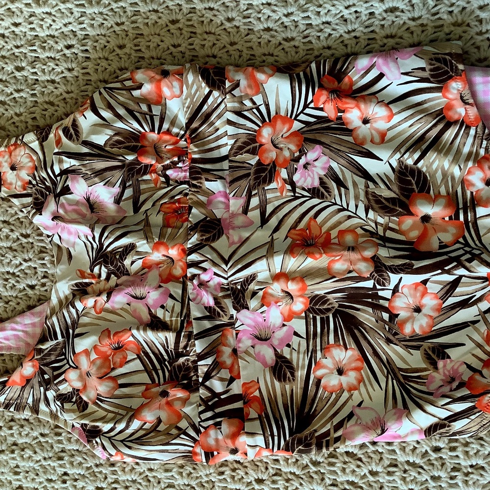 Land’s end reversible swim suit size 16